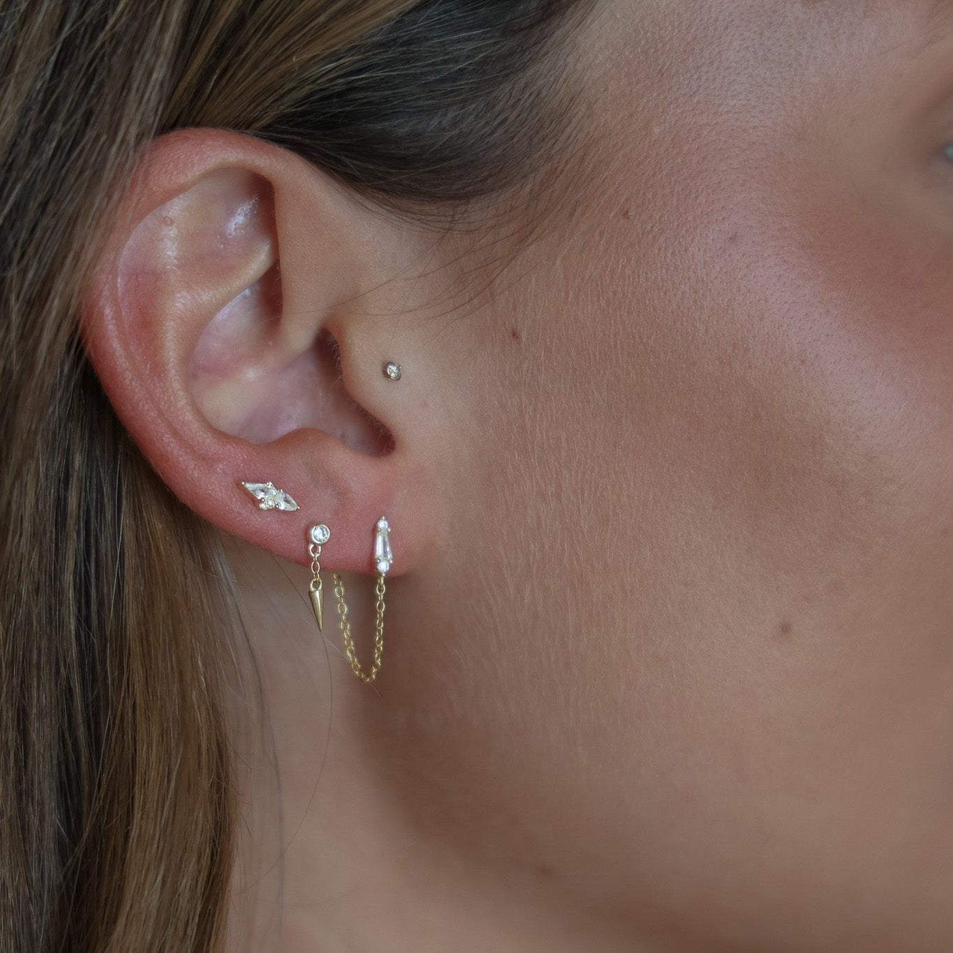 Mona Flat Back Earrings Gold
