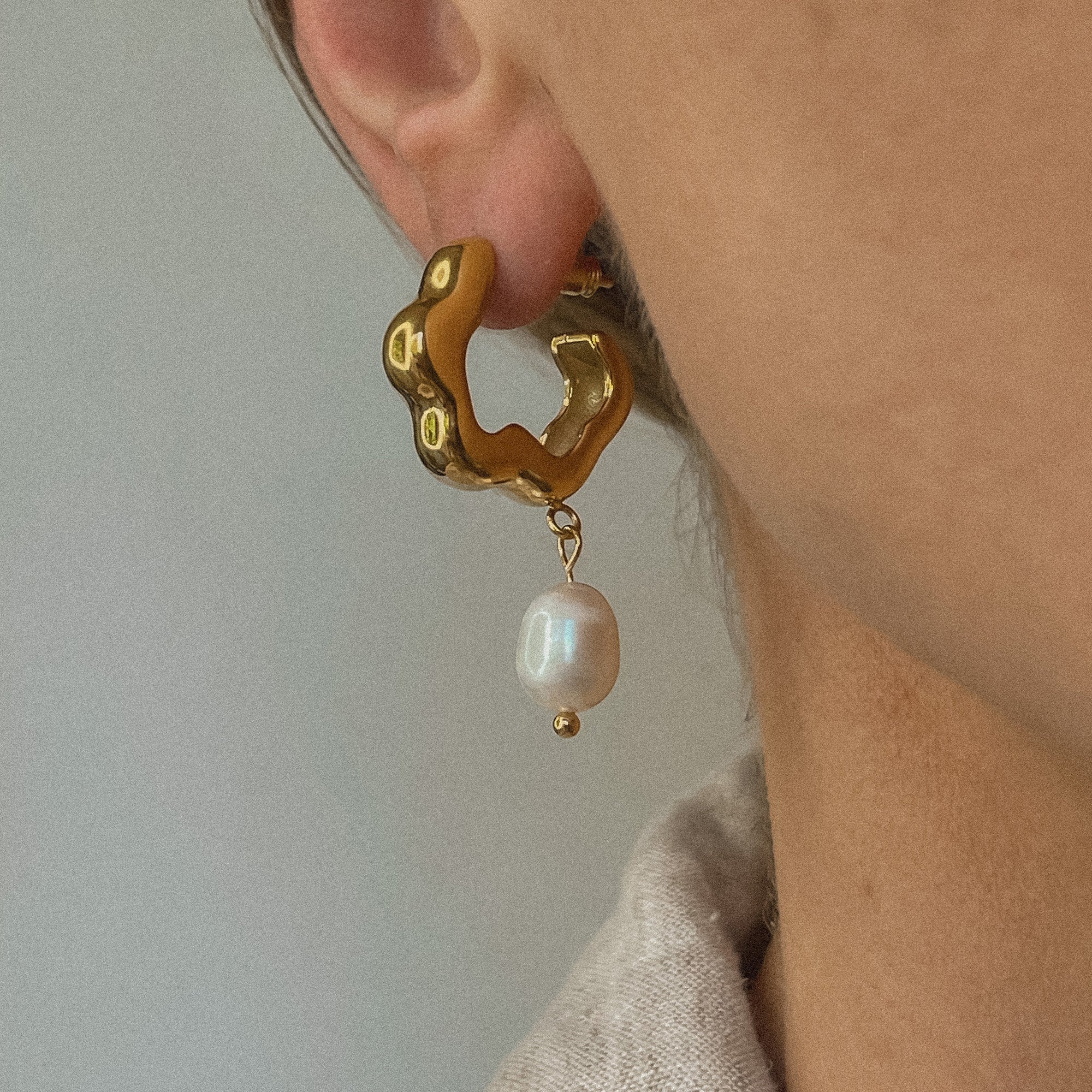 Pendientes colgantes de perlas Celine